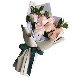 Элегантный букет светлых роз